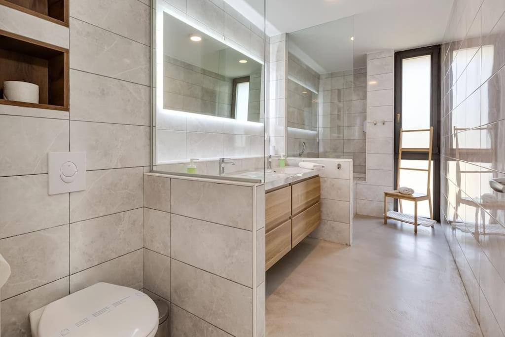 Villa T, Spacious With Heated Pool, Hot Tub & Sauna Rastevic Экстерьер фото